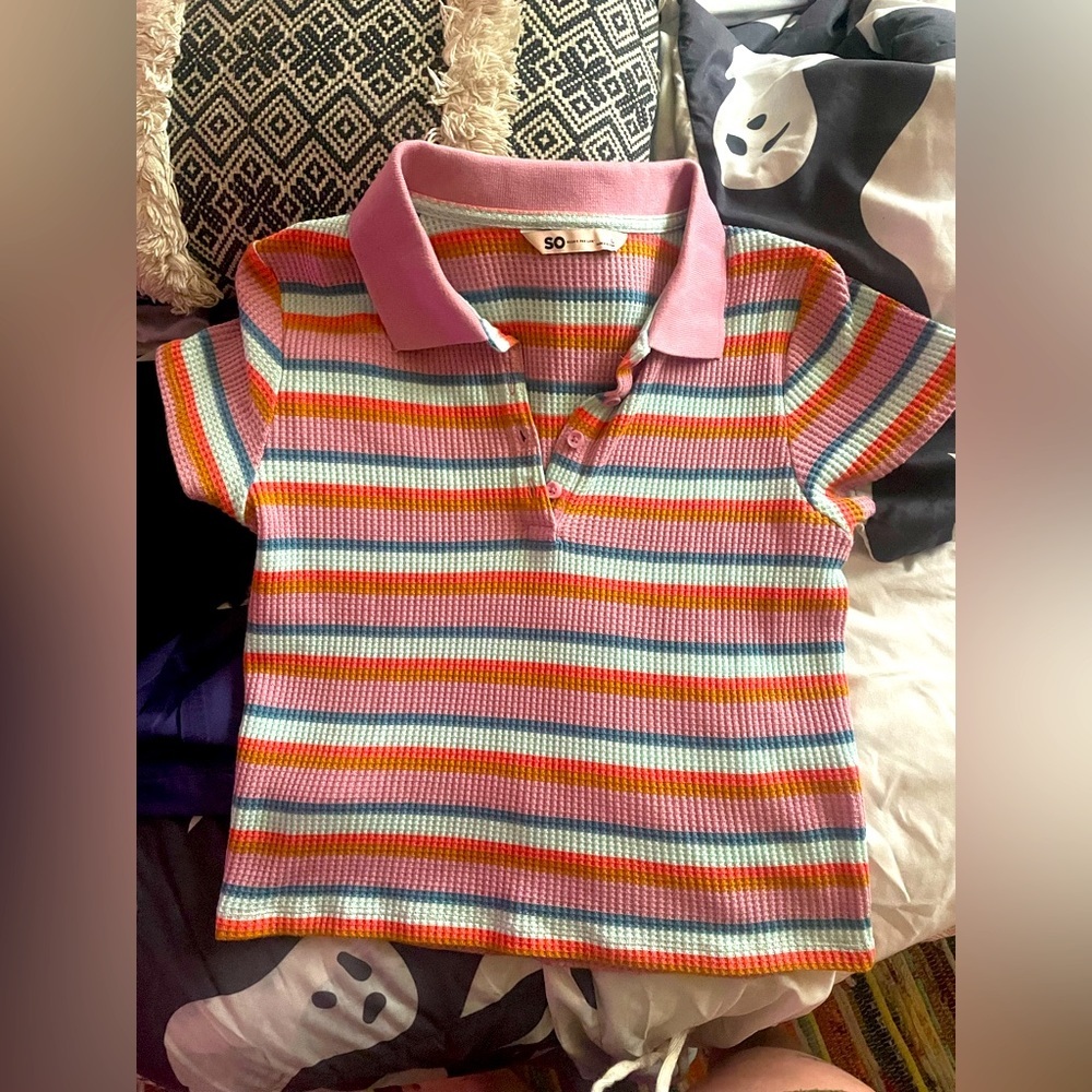 SO NWOT Ribbed Button Front Preppy Polo Style Cropped Tee Shirt​